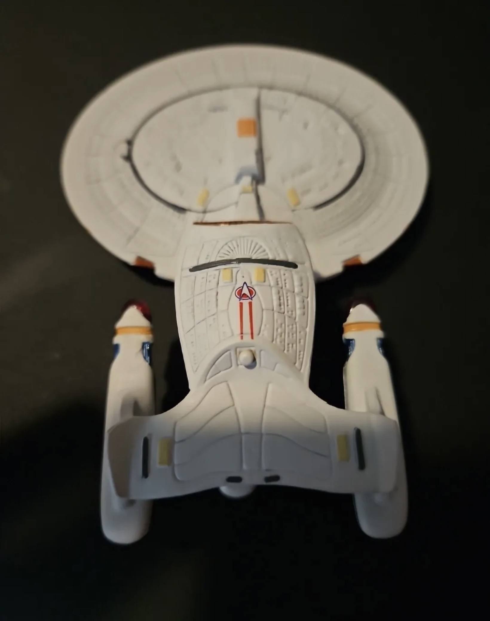 044. Future U.S.S. Enterprise NCC-1701-D | Hallmark Star Trek
